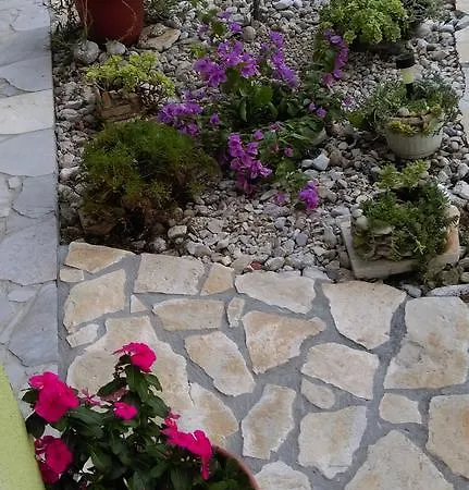 Dino Apartament