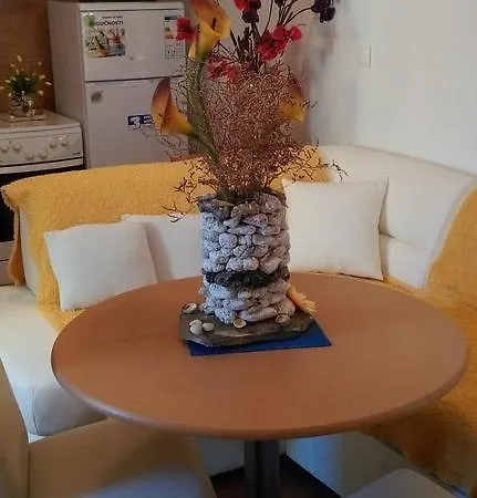 Apartament Dino *